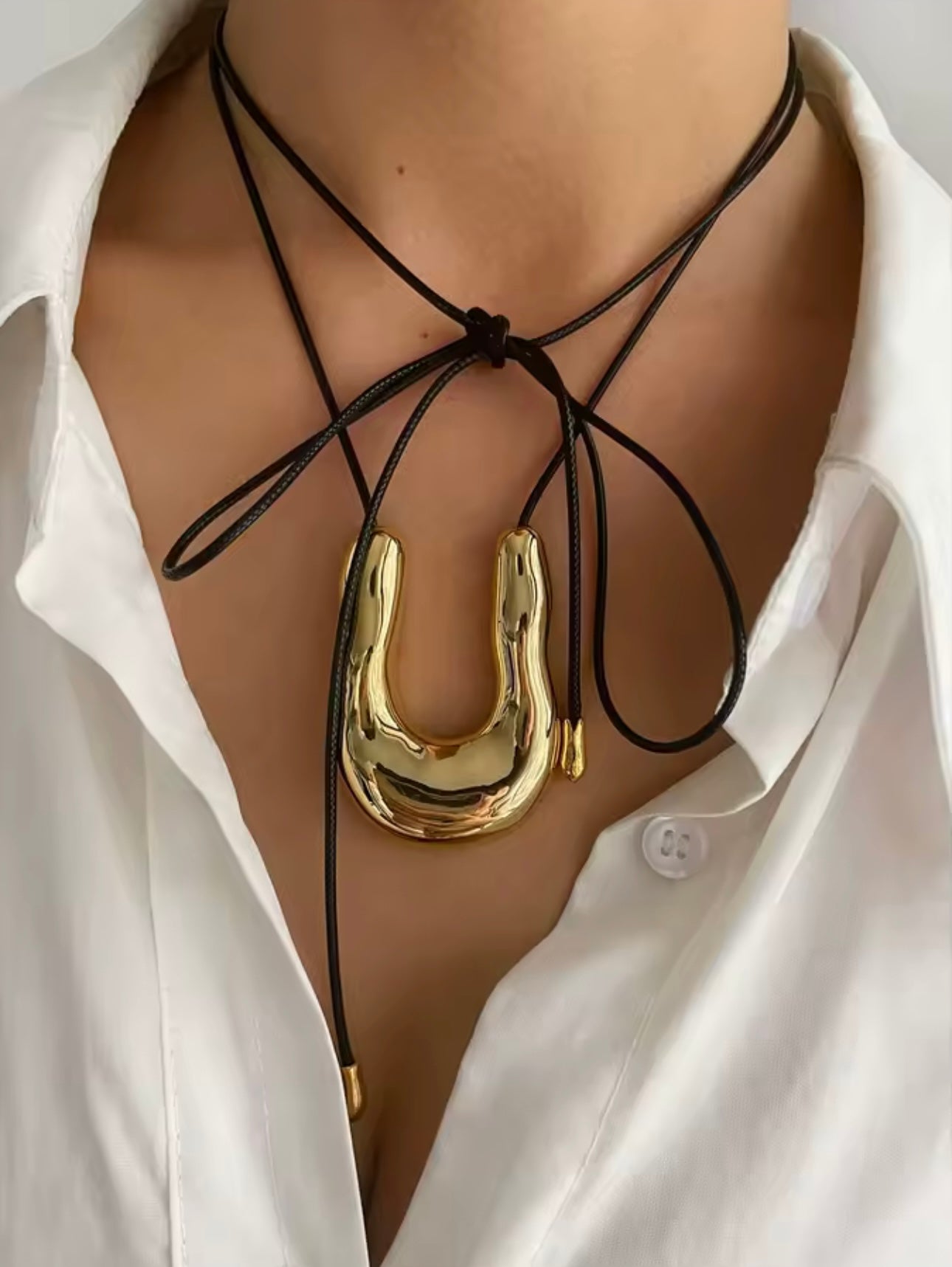 Eris Pendant Necklace — U-Shape Gold Plated