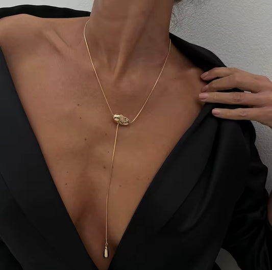 The Knot — Necklace